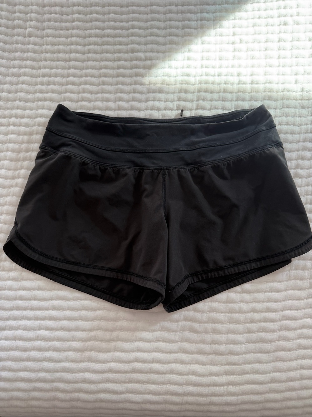 lululemon Black shorts size 6